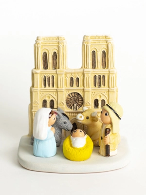 Crèche Notre-Dame de Paris - WORK TOGETHER work together